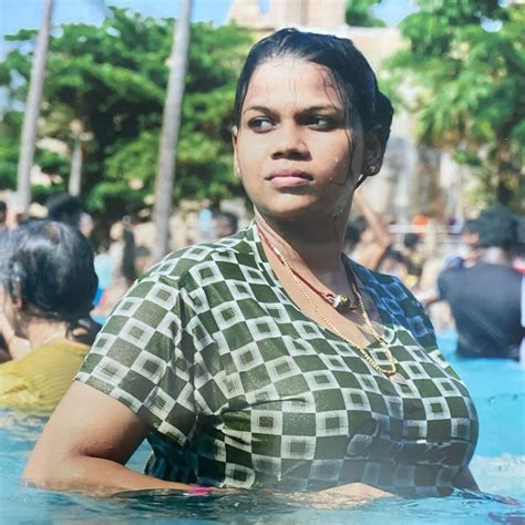 Kerala Mallu Chechi Porn Videos .